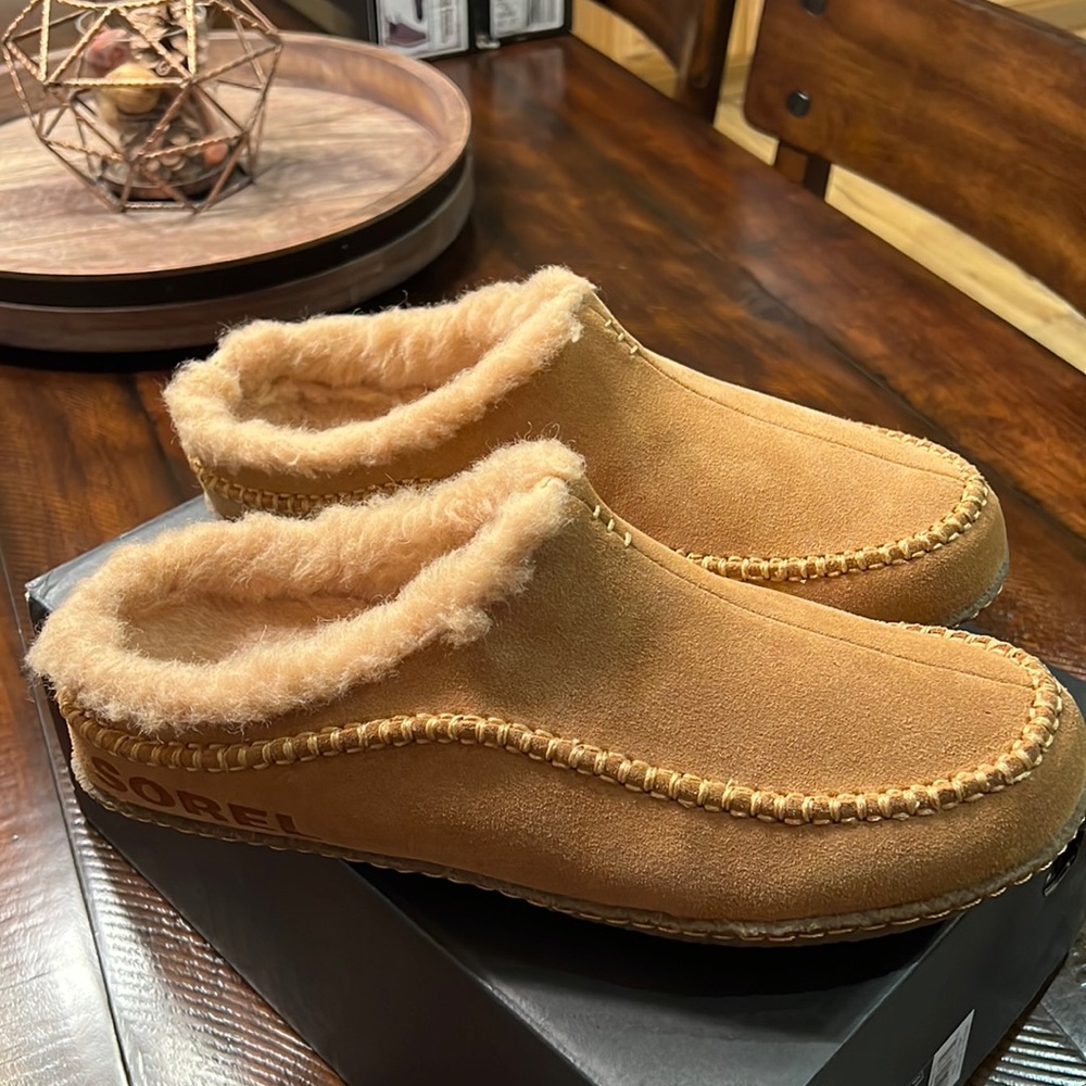Sorel slippers FalconRidge